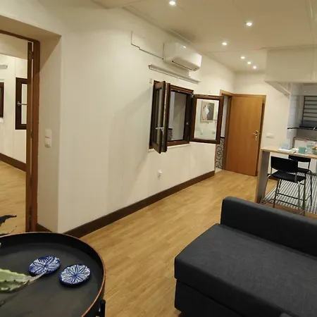 Apto El Clavo-con Parking Gratis *