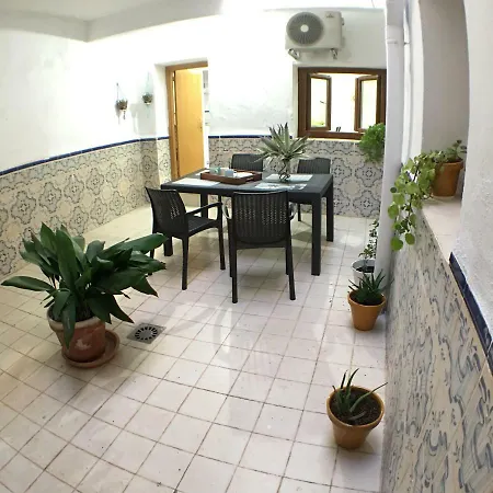 Apto El Clavo-con Parking Gratis *