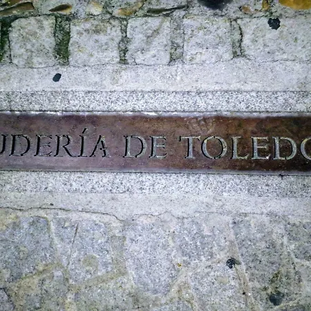 公寓 Apto El Clavo-con Parking Gratis 托萊多